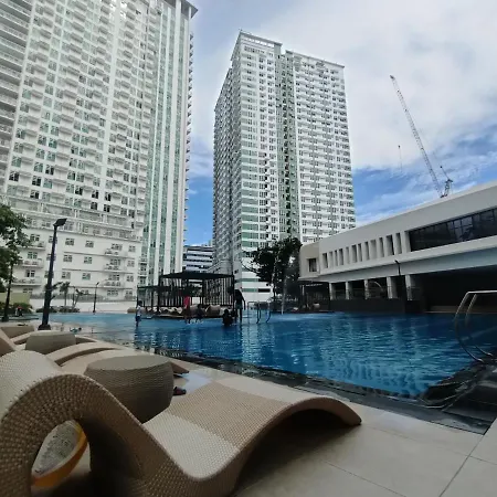 Cozy Room In The Cebu Business District Across Ayala Center Cebu